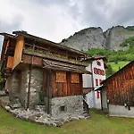 Alpenhotel La Montanara ホテル 3*