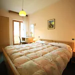 Alpenhotel La Montanara ロッカ・ピエートレ