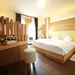 Alpenhotel La Montanara