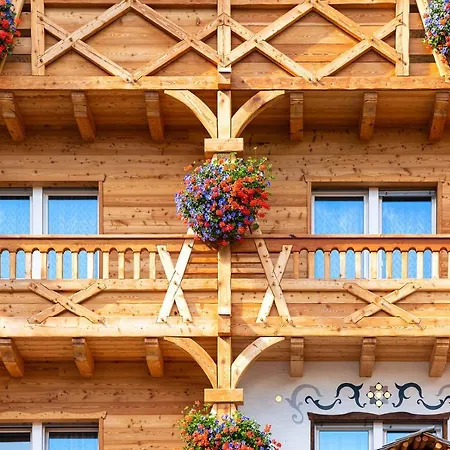 Alpenhotel La Montanara روكا بييتوري