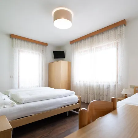 Отель Alpenhotel La Montanara Рокка-Пьеторе