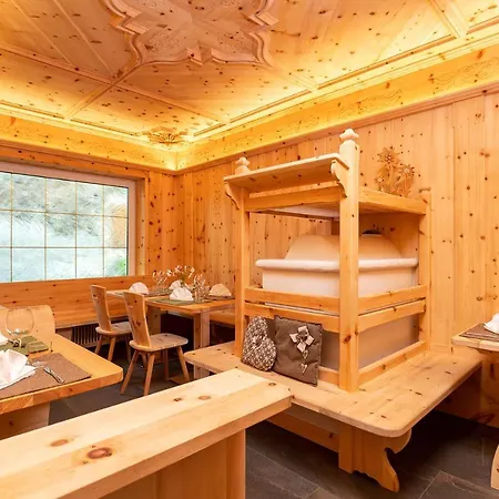 Alpenhotel La Montanara Hotel
