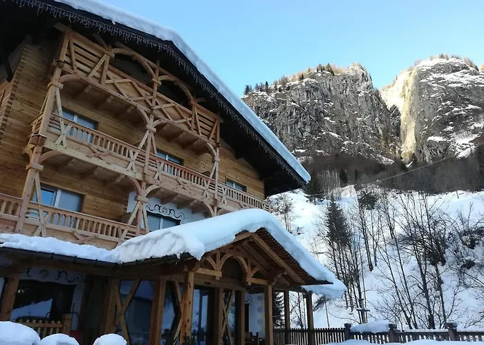 Alpenhotel La Montanara ロッカ・ピエートレ