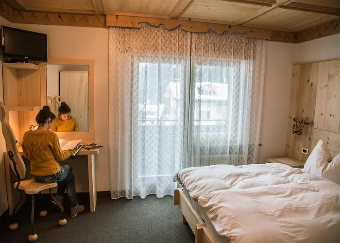 Alpenhotel La Montanara 3* ロッカ・ピエートレ