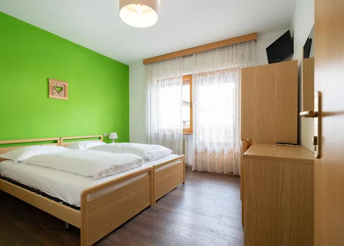 Alpenhotel La Montanara ホテル 3*